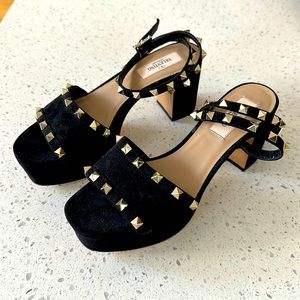Valentino Garavani Rockstud Platform Sandals